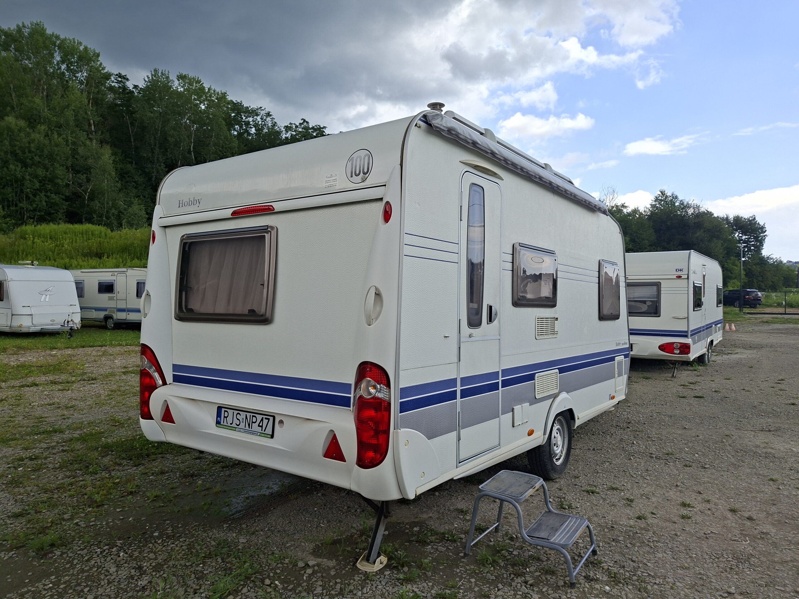 Hobby Excellent  410 SFE, markiza, Fotowoltaika