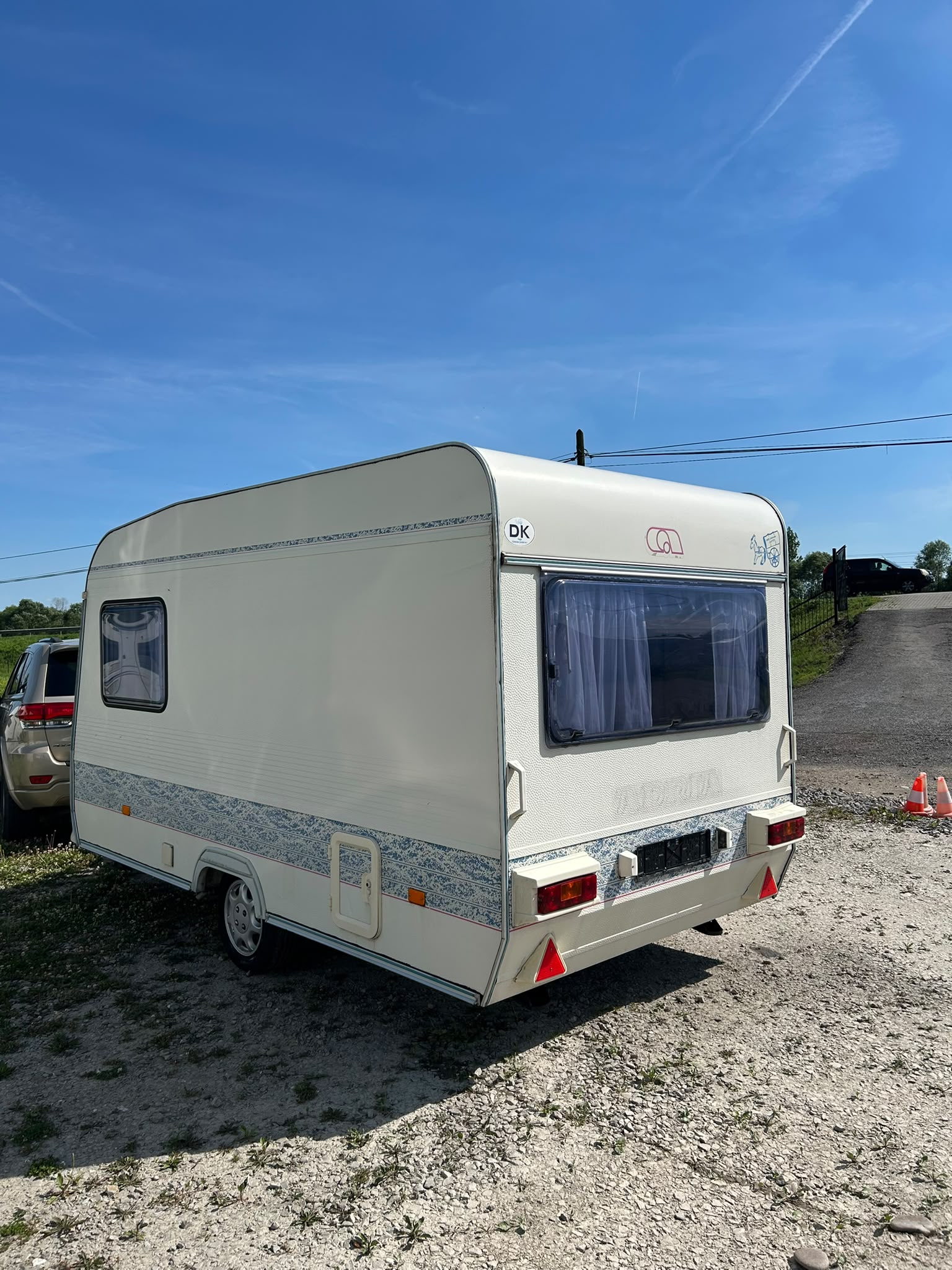 Adria Unica 360, zarejstrowana, 900dmc, przedsionek