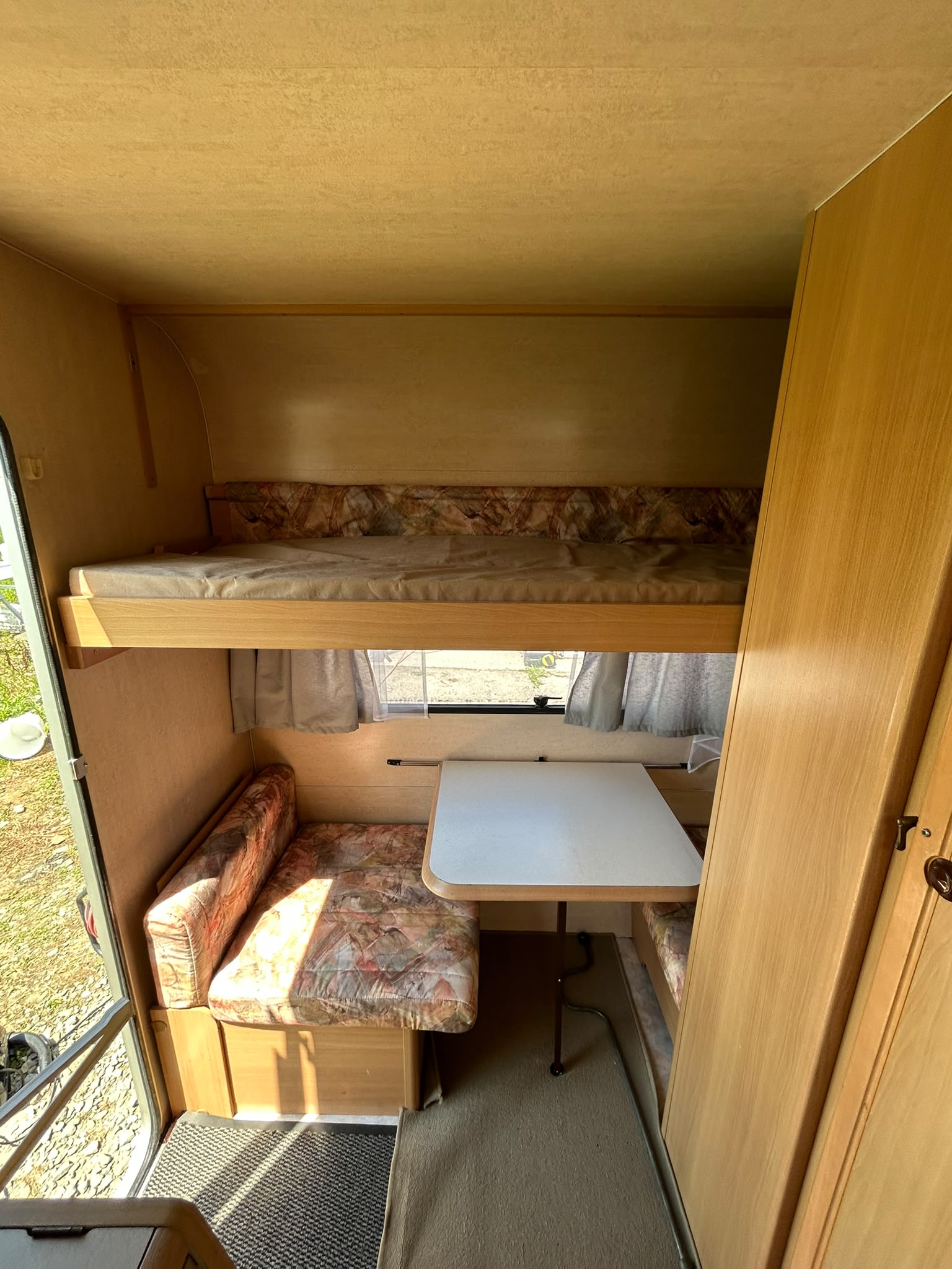 Adria Unica 360, zarejstrowana, 900dmc, przedsionek
