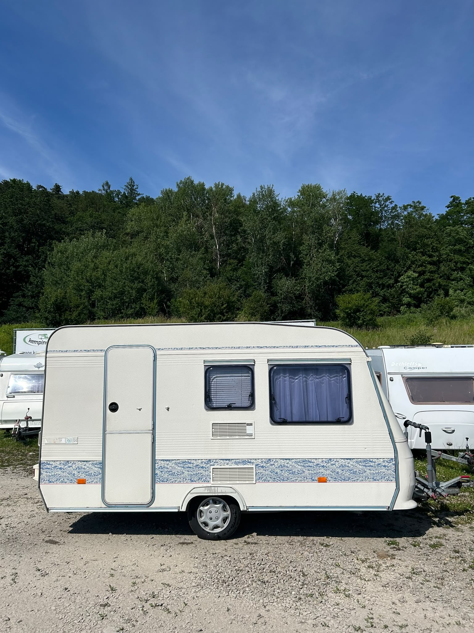 Adria Unica 360, zarejstrowana, 900dmc, przedsionek