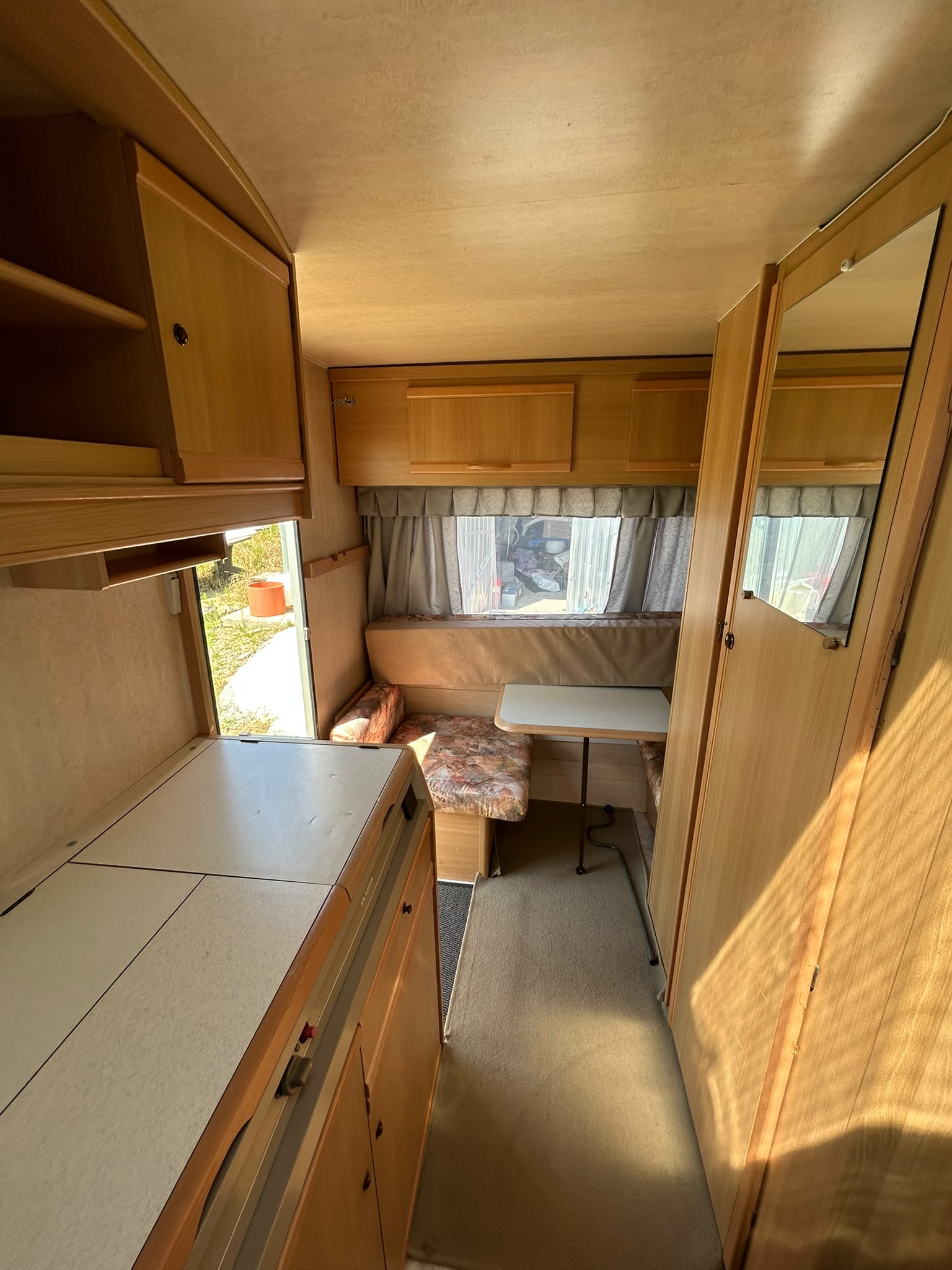 Adria Unica 360, zarejstrowana, 900dmc, przedsionek