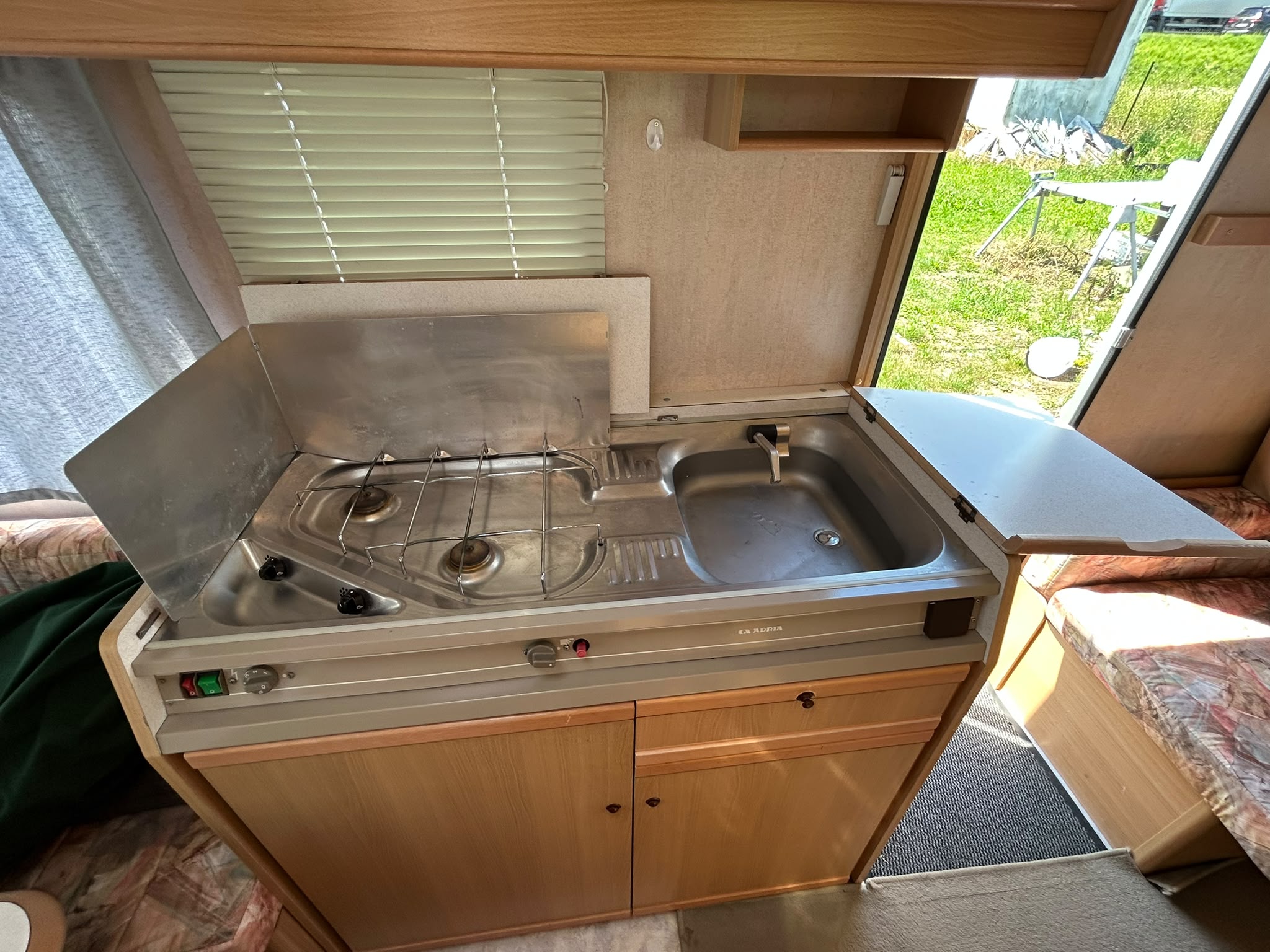 Adria Unica 360, zarejstrowana, 900dmc, przedsionek