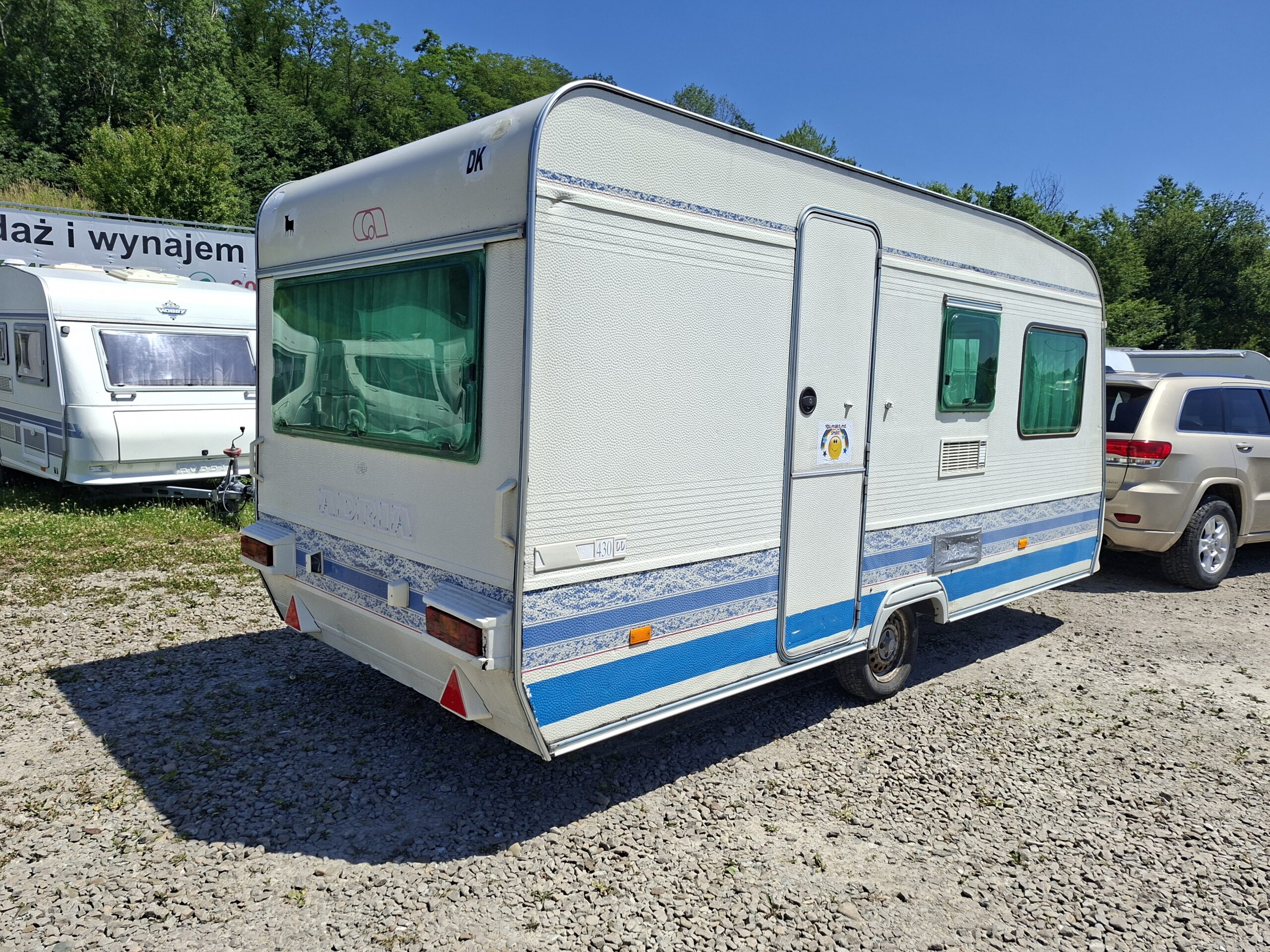 Adria Unica 430 DD, 900DMC