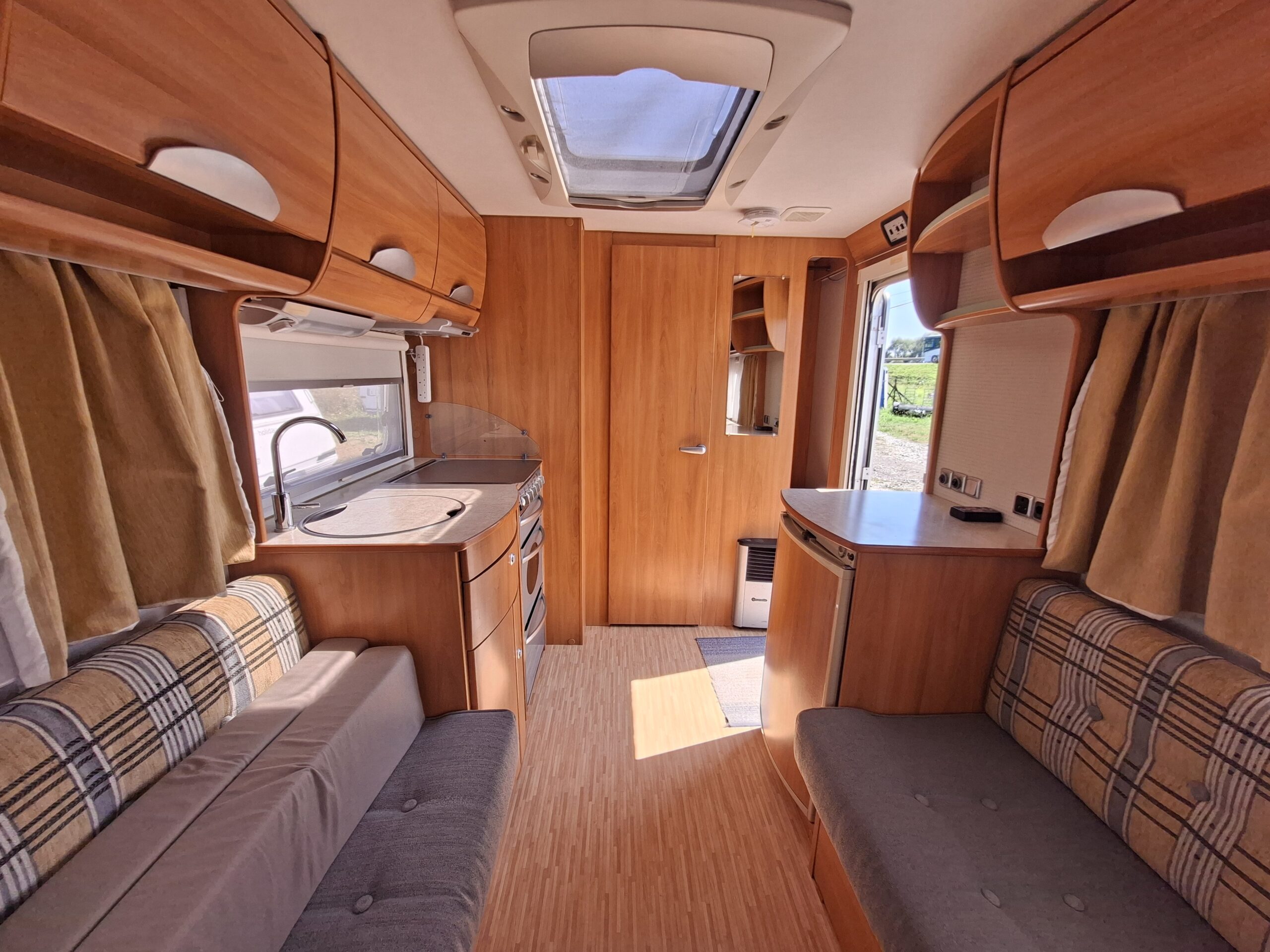 Hymer Nova 470, markiza, mover, 1300dmc- zarejestrowany
