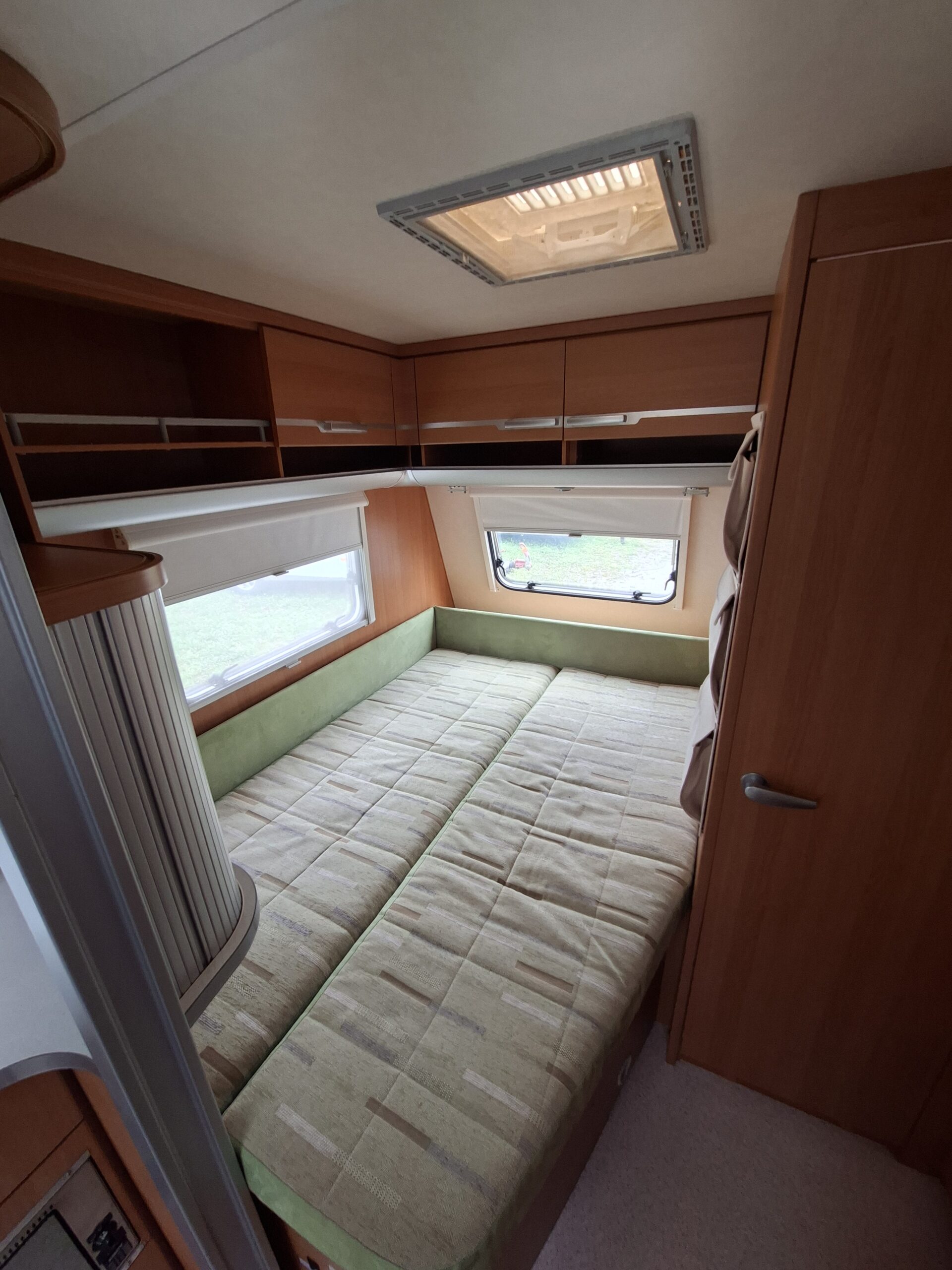 Wilk S3 – 490, zarejstrowana, markiza z zabudową, mover,