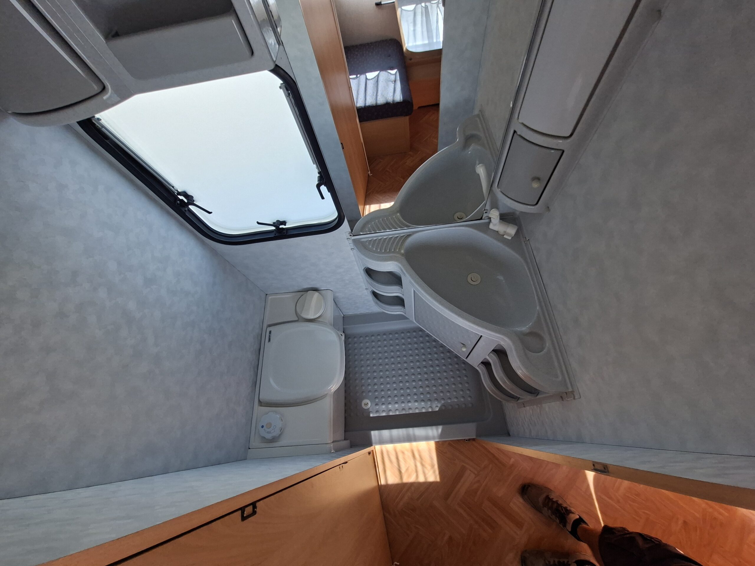 Adria Unica 502 DK, Pełny przedsionek,  1300dmc, zarejstrowana