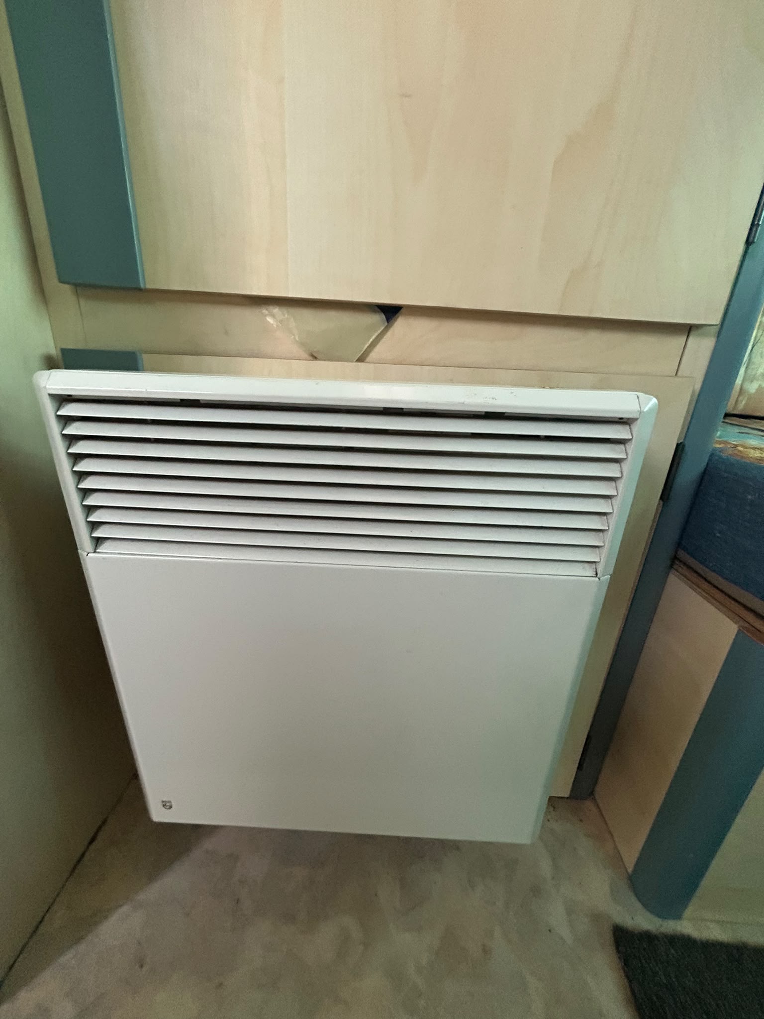 Adria Unica 430 DD, 900DMC
